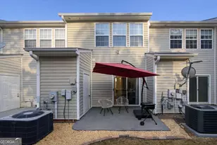 2706 Heathrow Dr, Lawrenceville, GA 30043 - Photo 18