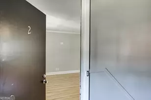 4282 Roswell Rd, Atlanta, GA 30342 - Photo 6