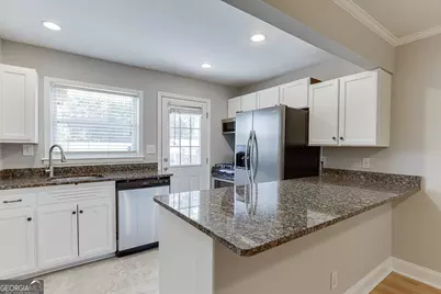 4282 Roswell Road #D2, Atlanta, GA 30342 - Photo 16