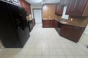 916 Curry Circle, Conyers, GA 30094 - Photo 12