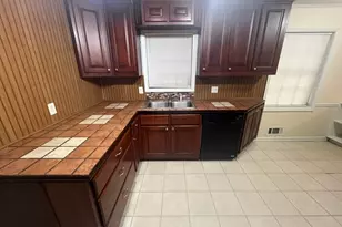 916 Curry Circle, Conyers, GA 30094 - Photo 10