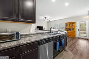 133 Endicott Dr, Savannah, GA 31419 - Photo 16
