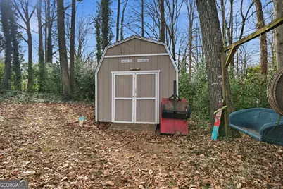 993 Medina Drive SW, Lilburn, GA 30047 - Photo 38