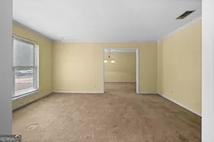 701 Leaning Oaks Dr, Savannah, GA 31410 - Photo 6