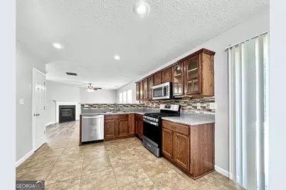 4045 Springvale Way, McDonough, GA 30252 - Photo 8