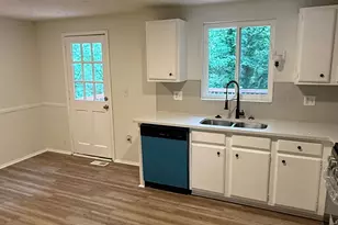 1223 Muirfield Dr, Stone Mountain, GA 30088 - Photo 10