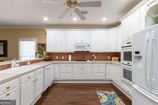 2080 Woodberry Run Dr, Snellville, GA 30078 - Photo 16