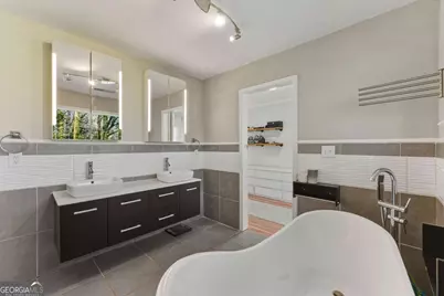 3880 W Cooper Lake Drive SE, Smyrna, GA 30082 - Photo 30