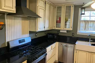 411 Edgewood Dr, Thomasville, GA 31792 - Photo 2