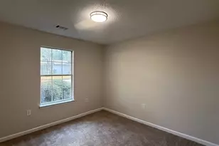 273 Village Dr, McDonough, GA 30253 - Photo 8