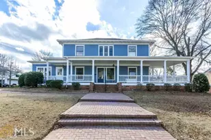 200 Stonewall Ave W, Fayetteville, GA 30214 - Photo 1