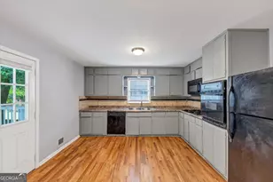 1677 Wayland Cir NE, Brookhaven, GA 30319 - Photo 10