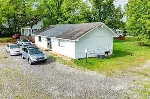 5375 Clarks Bridge Rd, Gainesville, GA 30506 - Photo 12