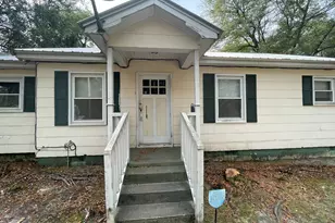 104 S 4th St, Cochran, GA 31014 - Photo 2