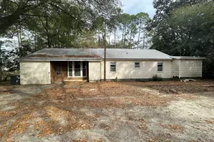 104 S 4th St, Cochran, GA 31014 - Photo 6