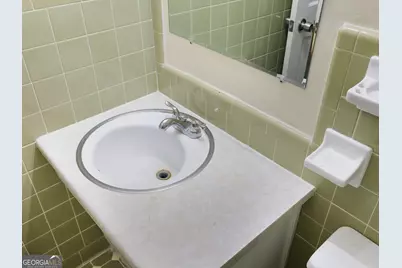 904 Abingdon Court, Stone Mountain, GA 30083 - Photo 26