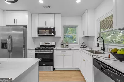 2933 Cloverhurst Drive, Atlanta, GA 30344 - Photo 12