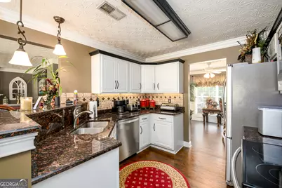 7282 Litany Court, Flowery Branch, GA 30542 - Photo 14