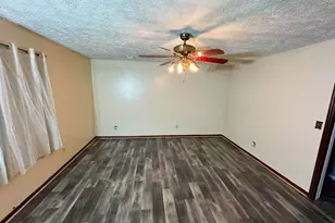 8846 Wesley Pl, Jonesboro, GA 30238 - Photo 18