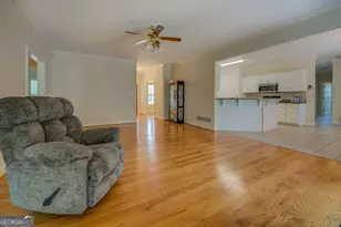 212 Willow Ridge Ln, Jackson, GA 30233 - Photo 14