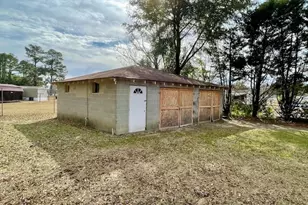 428 Riverview St, Millen, GA 30442 - Photo 24