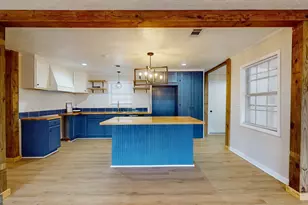 423 Richards, Millen, GA 30442 - Photo 6