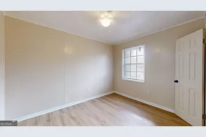 423 Richards, Millen, GA 30442 - Photo 18