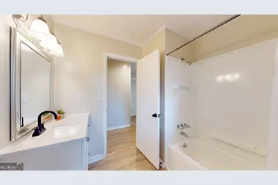 423 Richards, Millen, GA 30442 - Photo 14