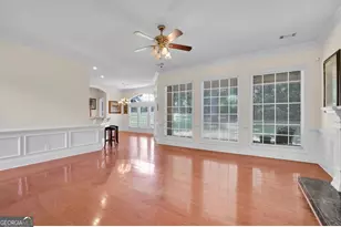 8225 7 Oaks Dr, Jonesboro, GA 30236 - Photo 12