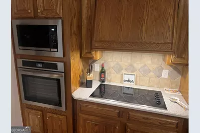 8225 Seven Oaks Drive, Jonesboro, GA 30236 - Photo 12
