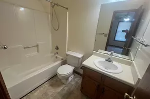 986 Locust Dr NE, Conyers, GA 30012 - Photo 8