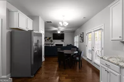 4142 Woodland Park Drive, Atlanta, GA 30331 - Photo 6