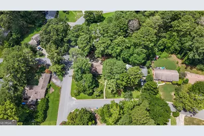 124 Hickory Drive, Peachtree City, GA 30269 - Photo 30