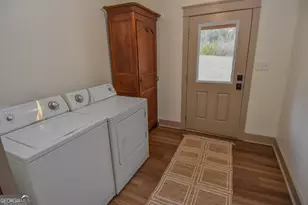 580 I B Howard Rd, Williamson, GA 30292 - Photo 56