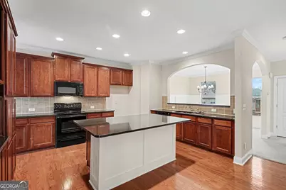 2707 Hallwood Lane, Suwanee, GA 30024 - Photo 10