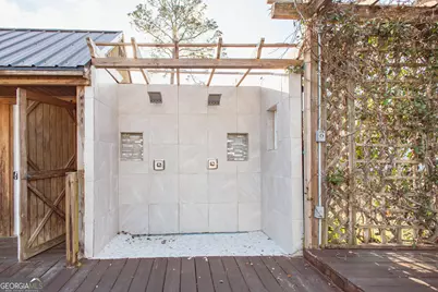 109 Diane Dr, Waycross, GA 31503 - Photo 8