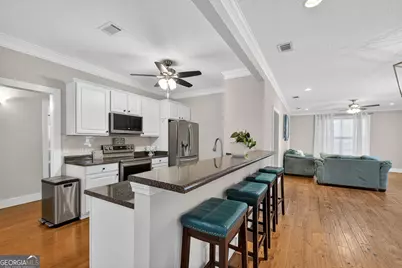 153 Drayton Circle, Brunswick, GA 31525 - Photo 4