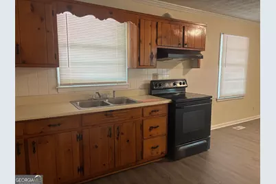 5690 Cypress Drive, Forest Park, GA 30297 - Photo 10