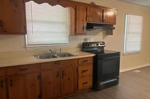 5690 Cypress Dr, Forest Park, GA 30297 - Photo 10