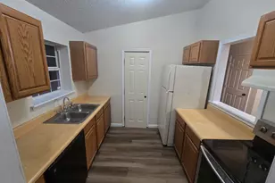 401 S Ashley St, Kingsland, GA 31548 - Photo 28