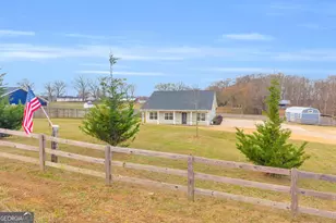 5177 Sandy Cross Rd, Carnesville, GA 30521 - Photo 10