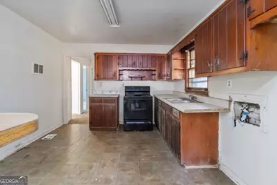 1162 Watts Road, Forest Park, GA 30297 - Photo 12