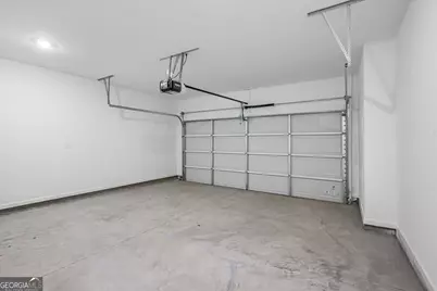 327 Dresden Circle, Tucker, GA 30084 - Photo 32