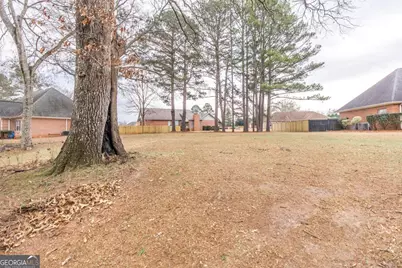 100 Briarmoor Drive, Warner Robins, GA 31088 - Photo 8