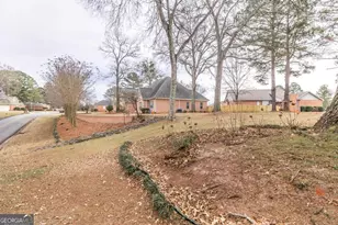 100 Briarmoor Dr, Warner Robins, GA 31088 - Photo 6