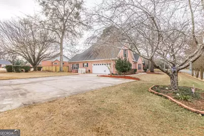 100 Briarmoor Drive, Warner Robins, GA 31088 - Photo 4