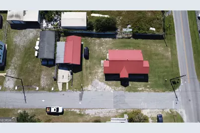 118 Pierce Avenue, Swainsboro, GA 30401 - Photo 2