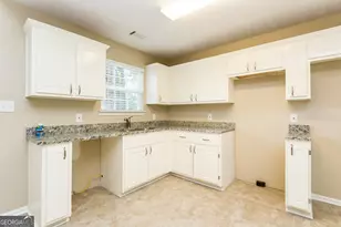 308 Barr Cir, Rex, GA 30273 - Photo 6