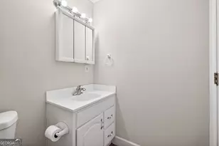 1990 Wellbourne Dr NE, Atlanta, GA 30324 - Photo 28