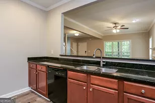 2041 Pryor Rd SW, Atlanta, GA 30315 - Photo 8